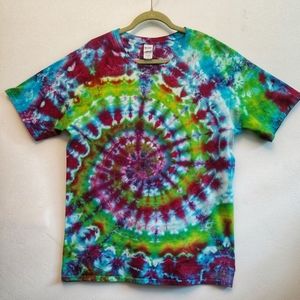 Men's L One-of-a kind NWT Hand tied & dyed T-shirt